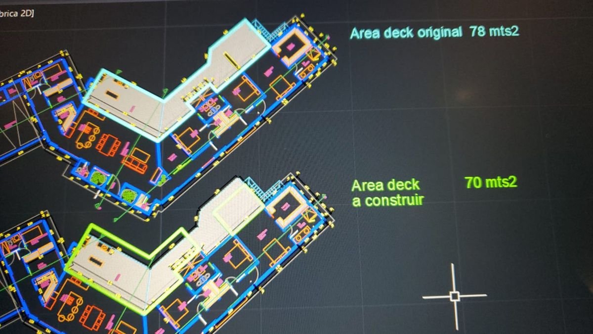 Plano en AutoCAD comparando áreas de un deck